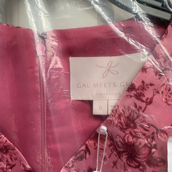 NWT Gal Meets Glam Elle Rose Floral Belted Dress 0 - Picture 11 of 13